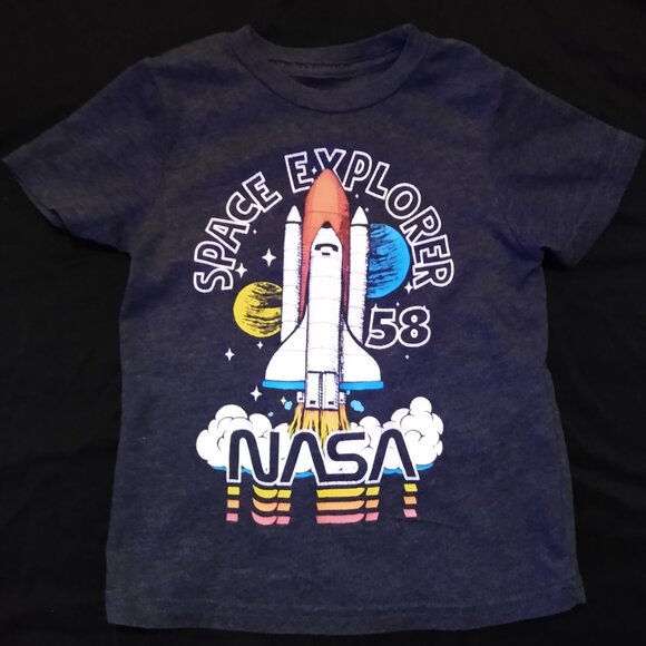 NASA Space Shuttle Logo Toddler & Youth Short SleeveT- Nautica shorts  24month - Picture 2 of 5